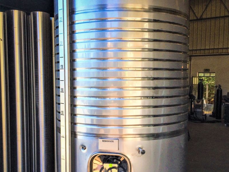 cuba-de-fermentacao-vinho-em-aco-inoxA1439D38-B6C5-169A-7710-EF0E95740544.jpg